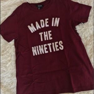 Women’s Graphic tee - color Burgundy